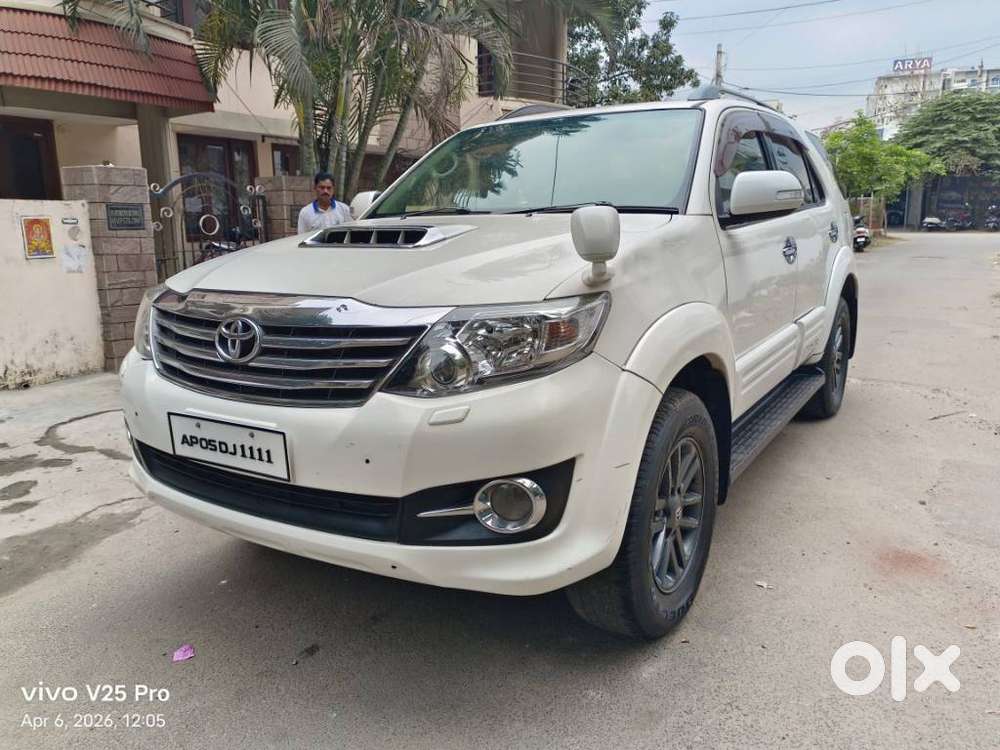 Toyota Fortuner 3.0 4x4 Manual, 2015, Diesel