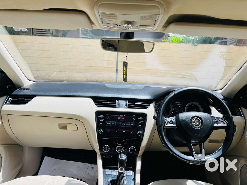Skoda Octavia 1.8 Tsi At L K, 2018, Petrol