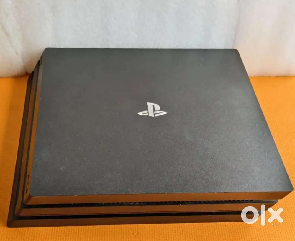 Ps4 pro console