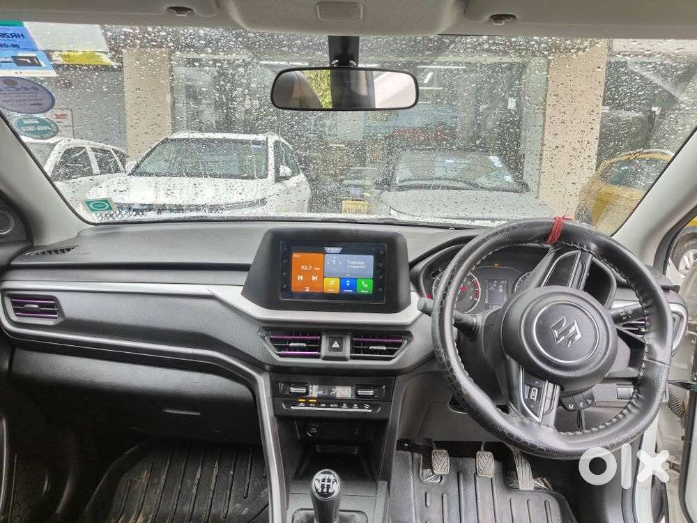 Maruti Suzuki Brezza 1.5 Vxi Smart Hybrid, 2022, Petrol