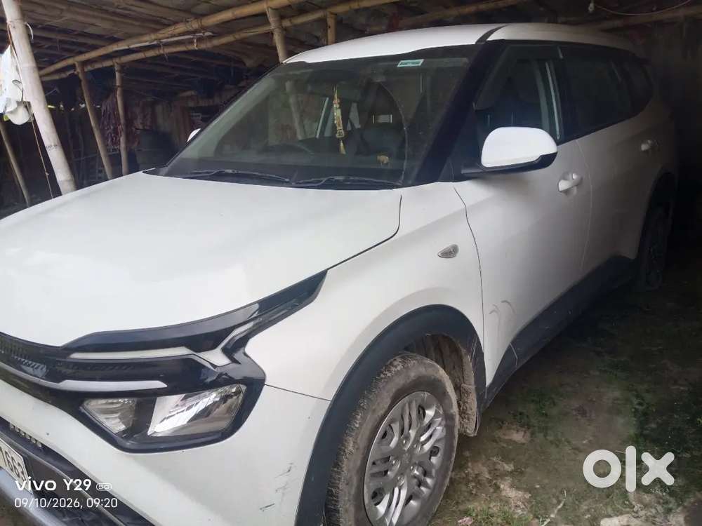 Kia Carens 1.5 Premium Automatic 2023