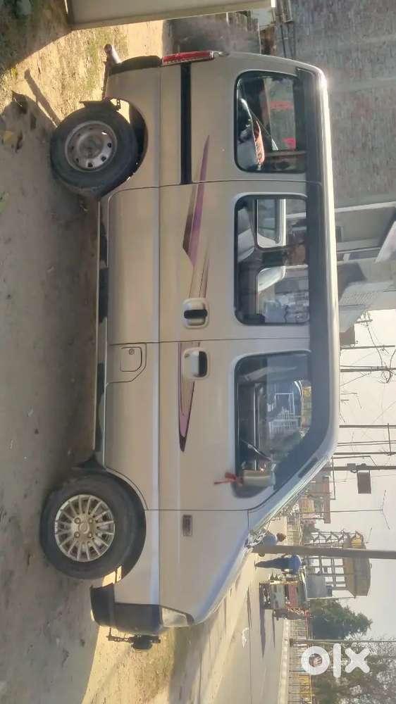 Maruti Suzuki Eeco 2015 Variant