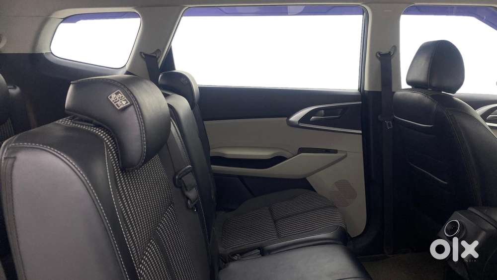 Kia Carens 1.5 Prestige 7 Str, 2023, Petrol