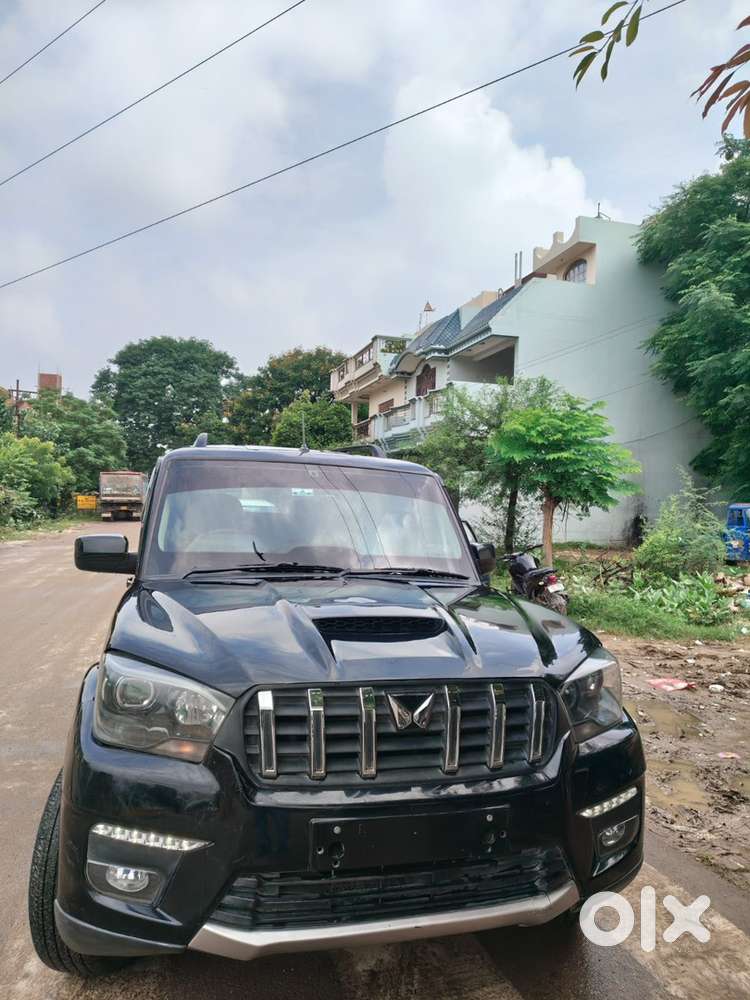 Mahindra Scorpio Classic 2025