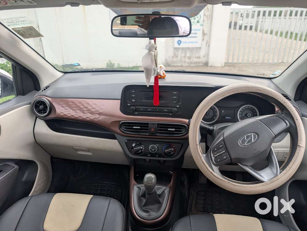 Hyundai Aura 1.2 E Petrol Mt, 2022, Petrol