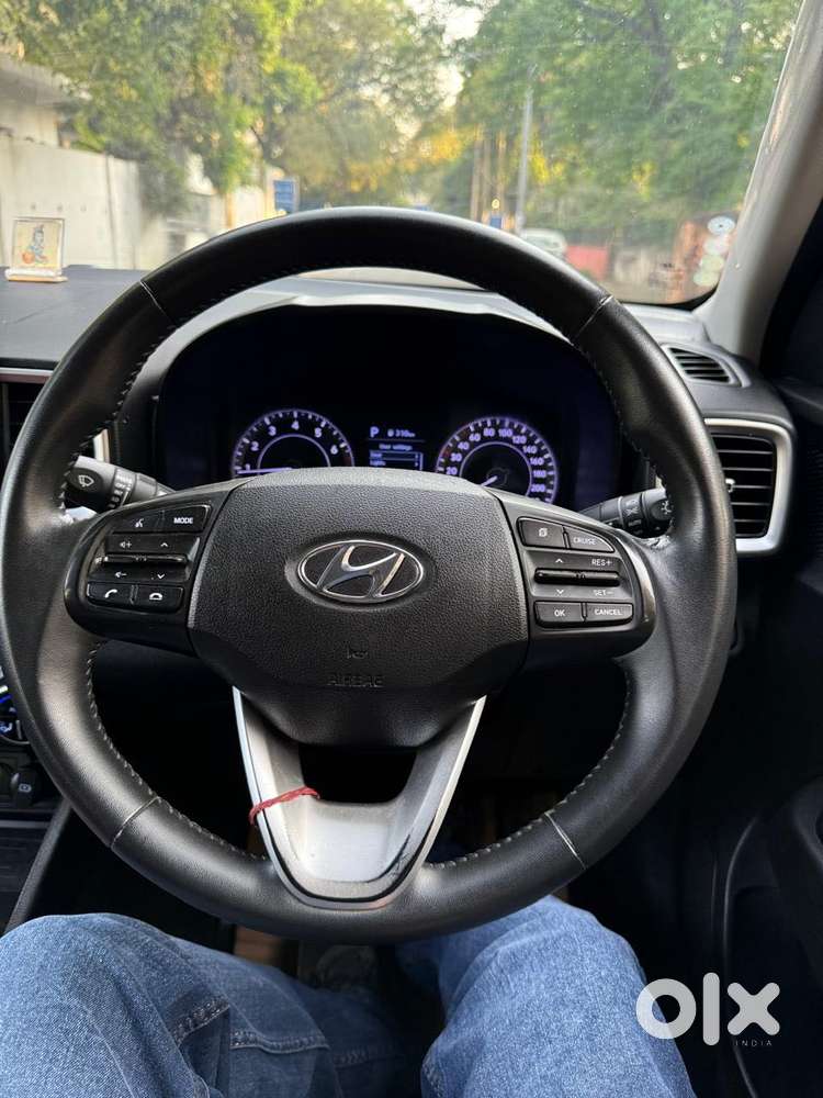 Hyundai Venue 1.0 Sx (o) Turbo Dct, 2019, Petrol