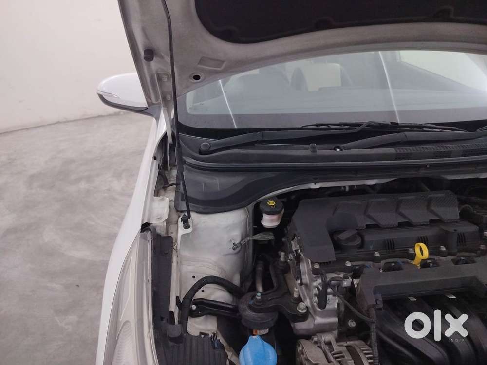 Hyundai Verna 1.5 Sx Vtvt Ivt, 2022, Petrol