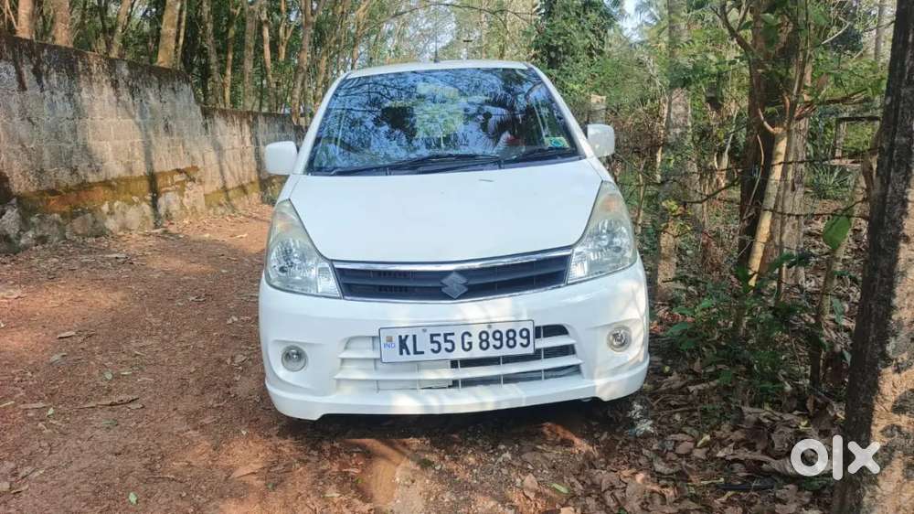 Maruti Suzuki Zen Estilo 2011