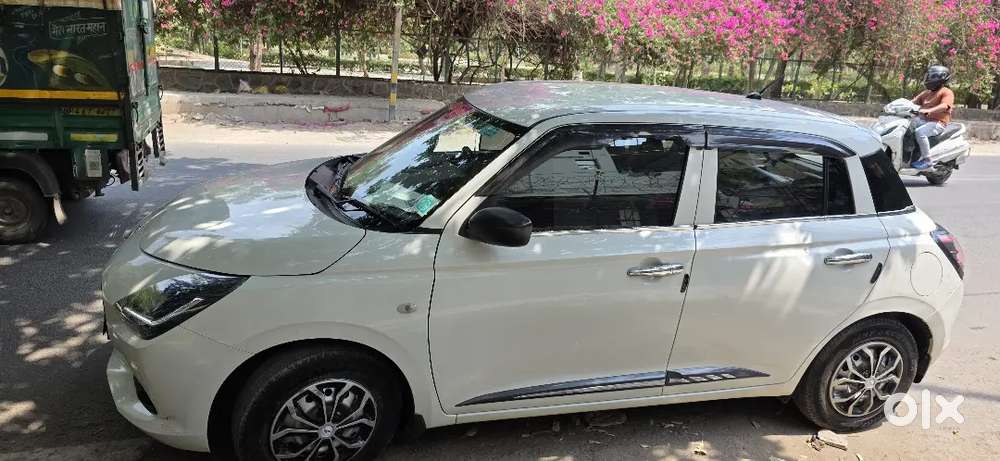 Maruti Suzuki Swift 2024 Lxi Option