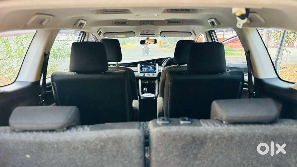 Toyota Innova Crysta 2.4 Gx Limited Edition At 7 Str, 2022, Diesel