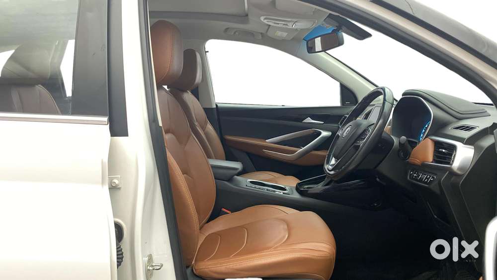 Mg Hector Plus 1.5 Sharp Turbo Cvt 6 Str, 2021, Petrol