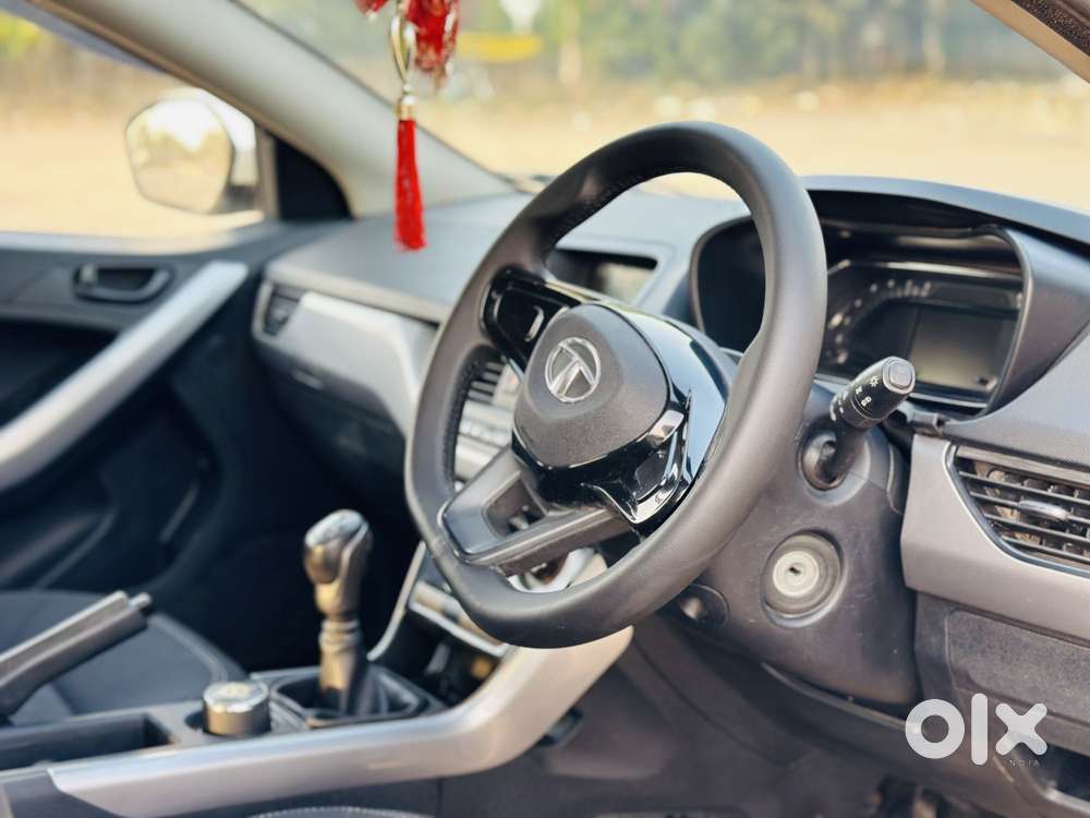 Tata Nexon 1.2 Revotron Xm (s), 2023, Diesel