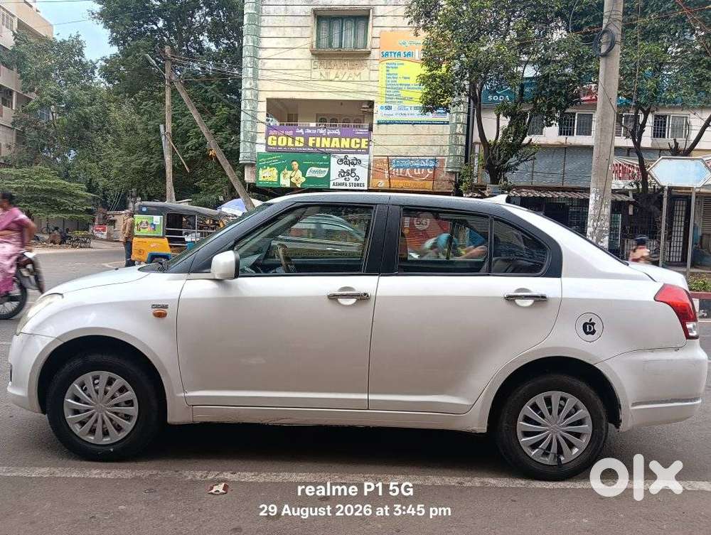 Maruti Suzuki Swift Dzire Tour Ldi, 2016, Diesel