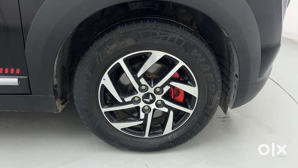 Mahindra Xuv 3xo Ax5 Ds Mt, 2025, Diesel