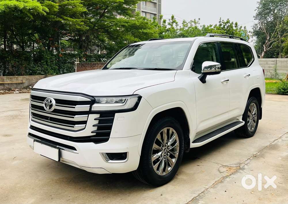 Toyota Land Cruiser 3.3 Zx Diesel, 2023, Diesel