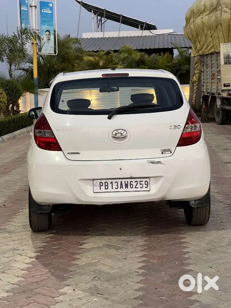 Hyundai I20 2011 Diesel 109000 Km Driven