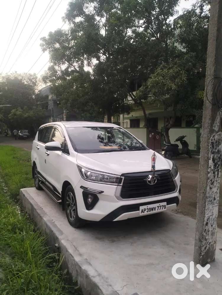Toyota Innova Crysta 2022
