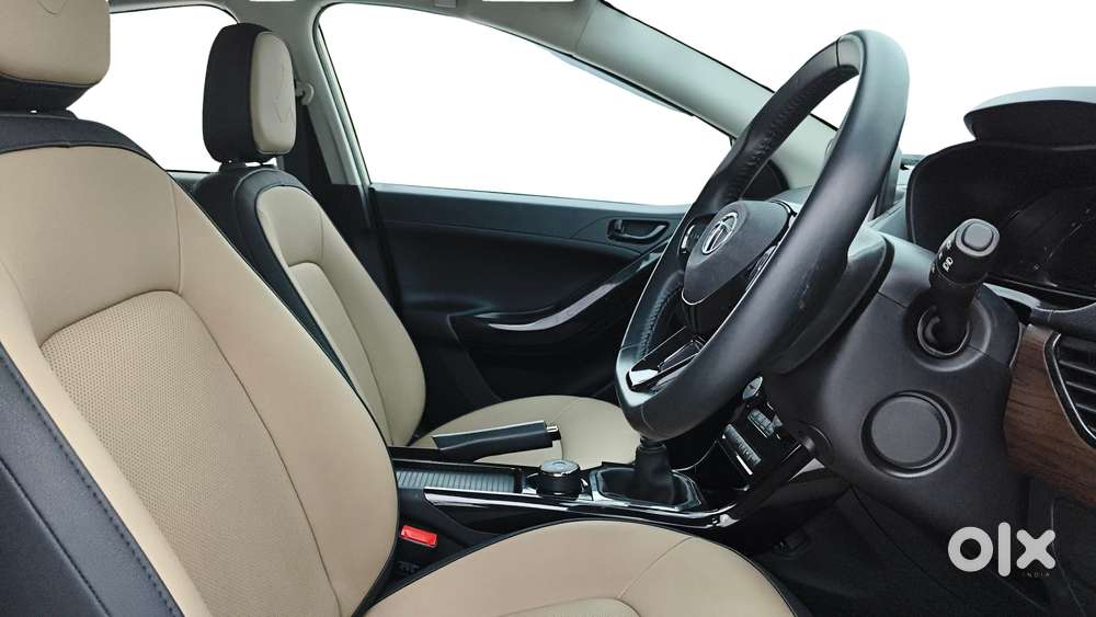 Tata Nexon 1.2 Revotron Xz Plus Premium, 2022, Petrol