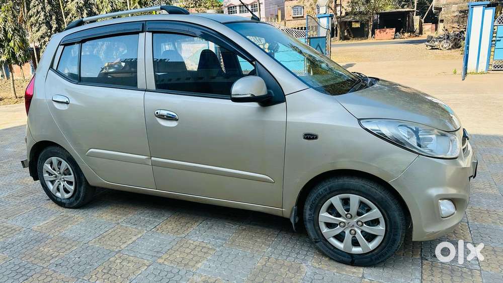 Hyundai I10 Sportz, 2012, Petrol