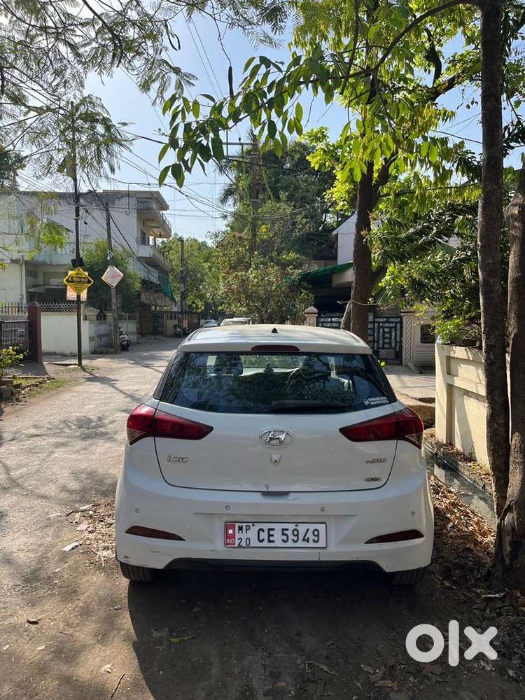 Hyundai I20 Elite Asta Crdi 2015  70,000 Km  New Tyres  Top Model