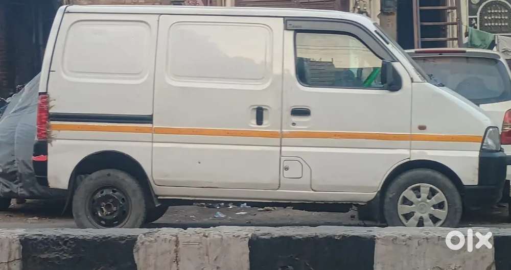 Isko Lena Ho Vahi Call Kar