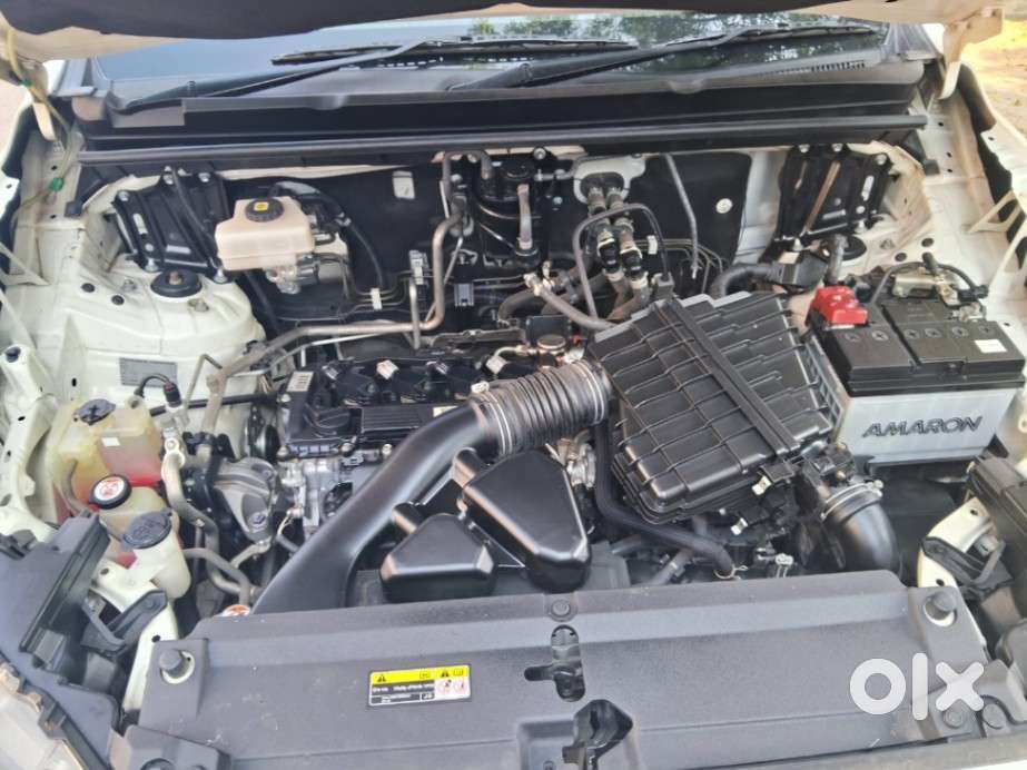 Toyota Innova Hycross 2.0 Zx Hybrid 7 Str, 2023, Petrol