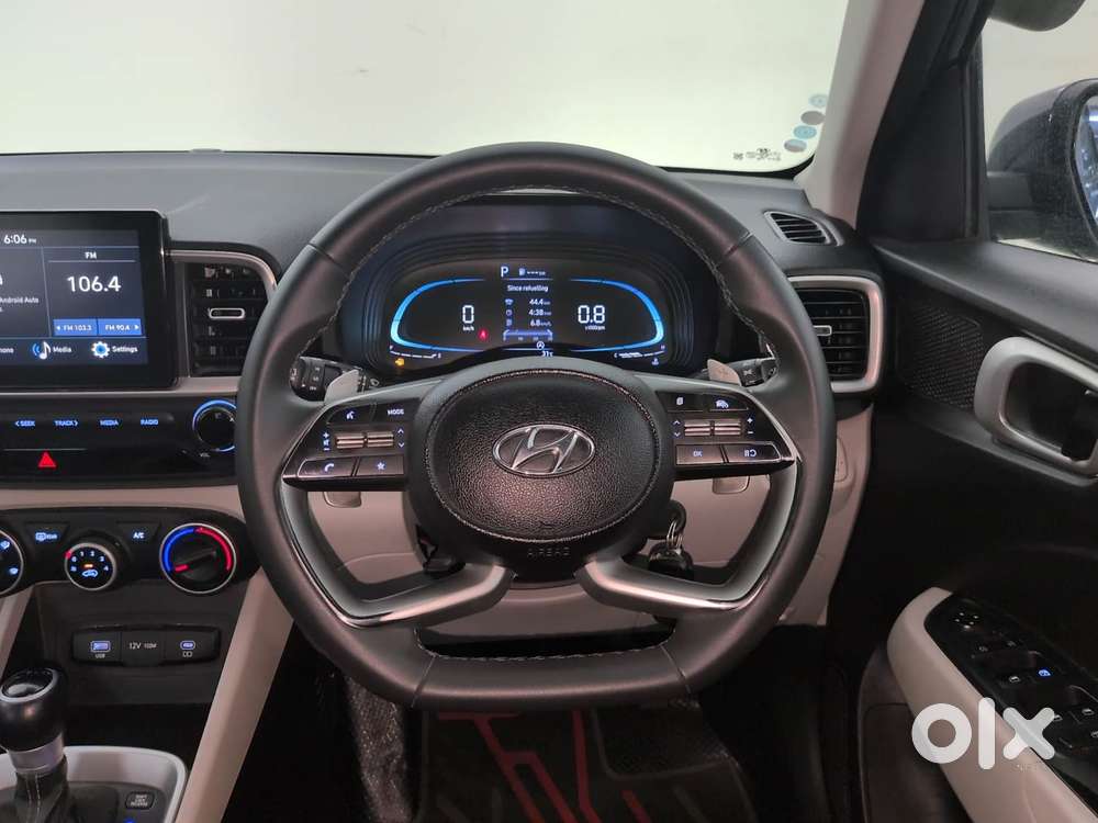 Hyundai Venue 1.0 S (o) Turbo Dct, 2024, Petrol
