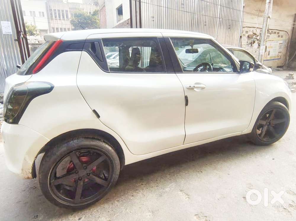 Maruti Suzuki Swift Vvt Zxi, 2022, Petrol