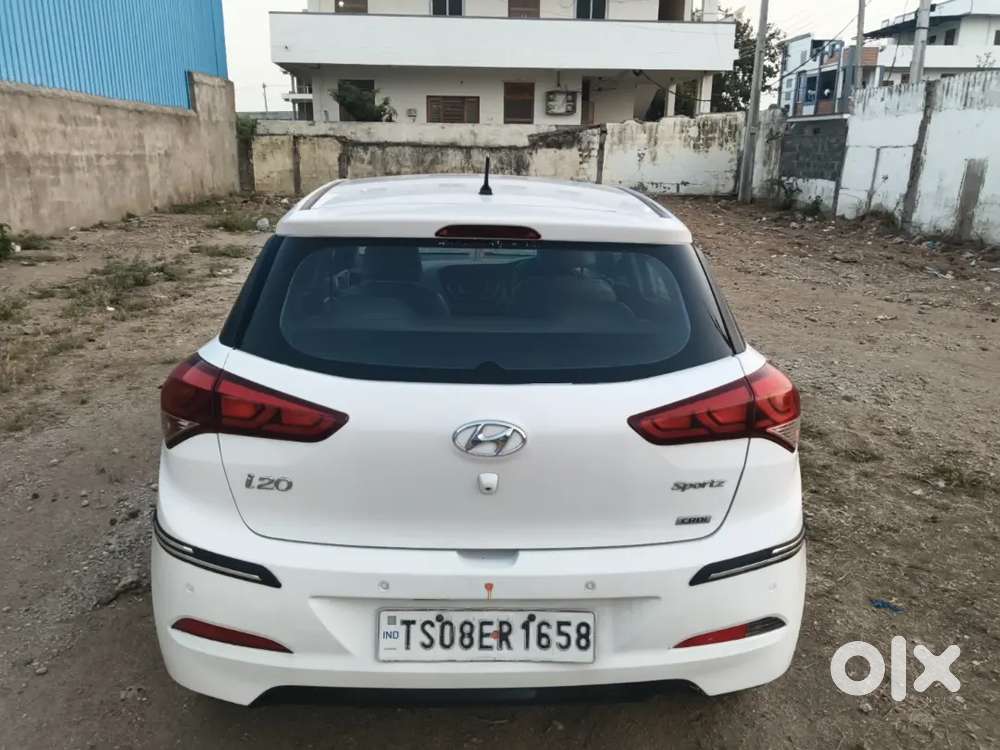 Hyundai I20 2015 Diesel 110000 Km Driven