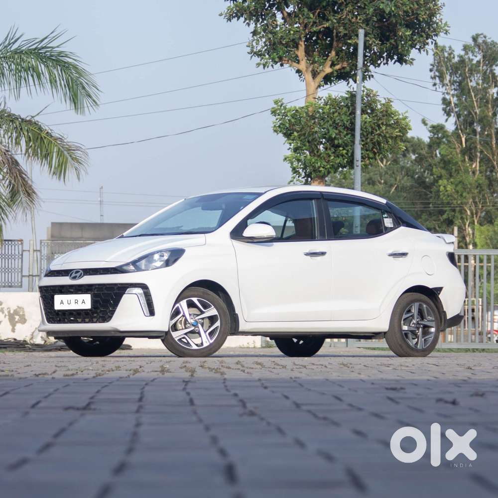 Hyundai Aura 1.2 Sx Cng, 2024, Cng & Hybrids