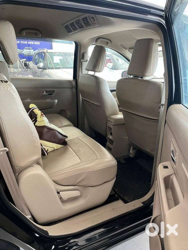 Maruti Suzuki Ertiga Zxi (o) Cng [2022-2023], 2024