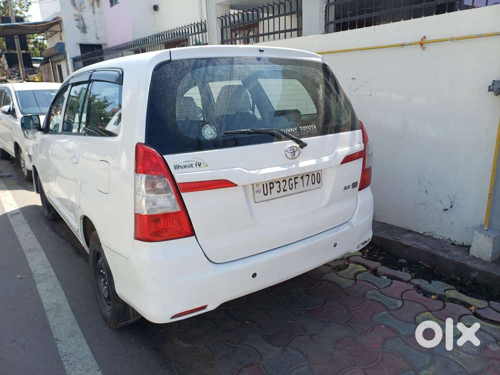 Toyota Innova 2.5 Gx 7 Str Bs-iii, 2015