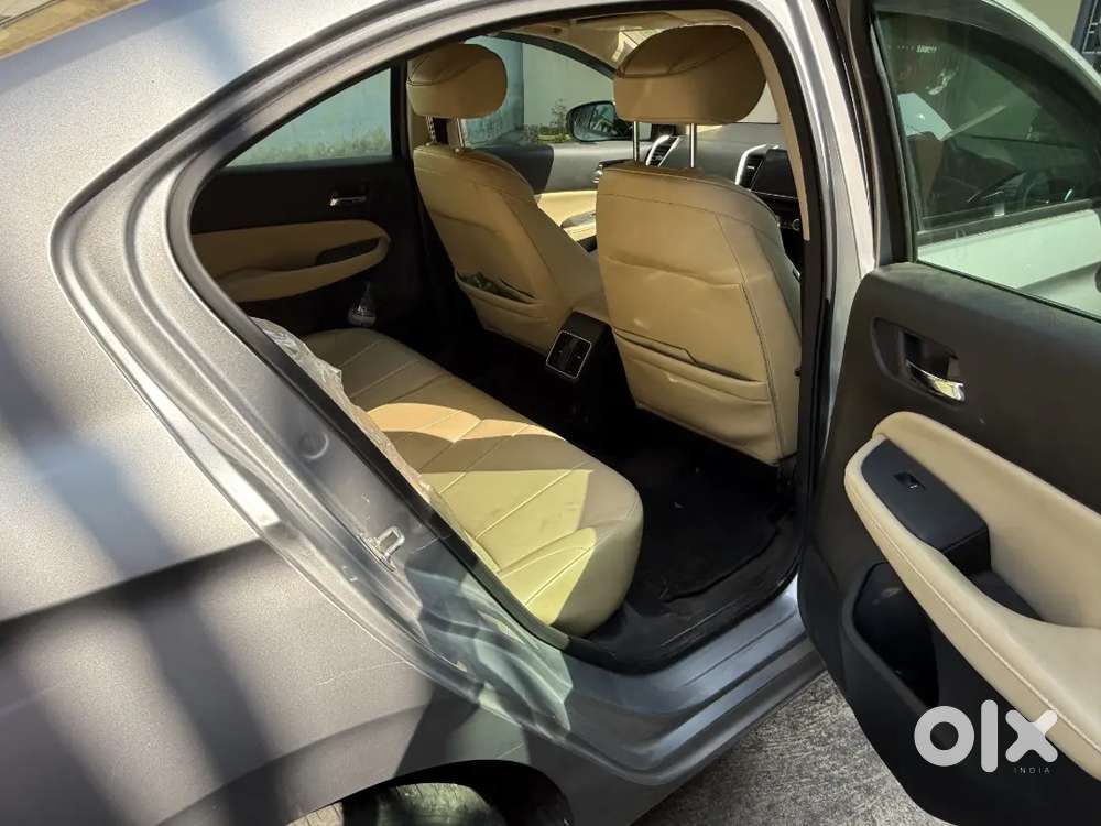 Honda City 2022 Zx Top Model Petrol Mt Well Maintained