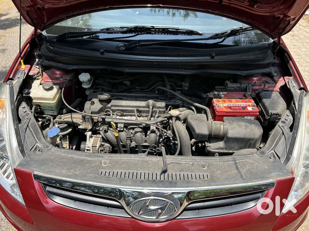 Hyundai I20 2009-2011 Asta, 2011, Petrol