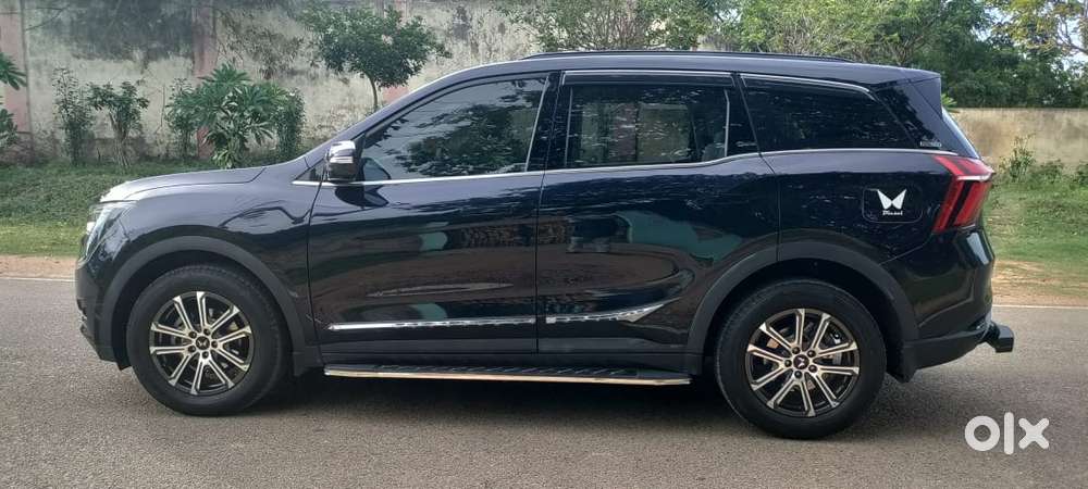 Mahindra Xuv700 2.2 Ax 7 Diesel Mt Str, 2025, Diesel