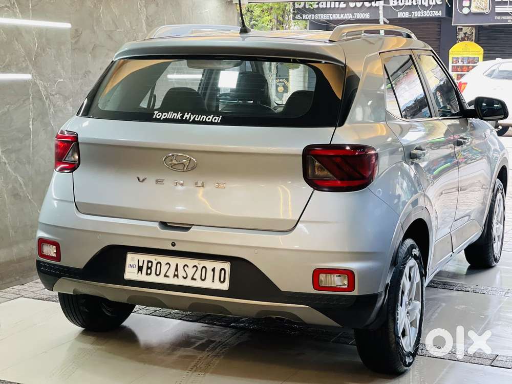 Hyundai Venue 1.2 S Plus, 2022, Petrol