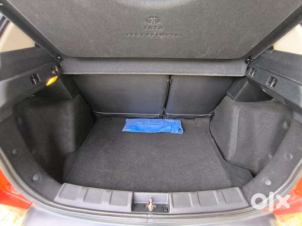 Tata Nexon Xz Plus Luxs, 2017, Petrol