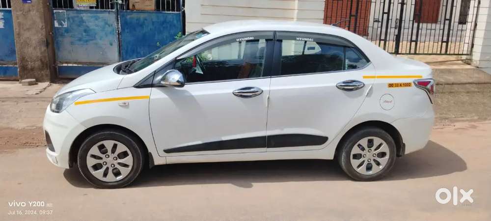 Hyundai Xcent Base 1.2 2014