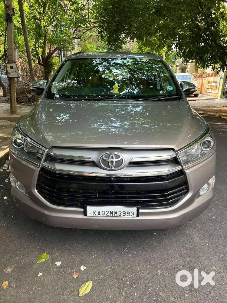 Toyota Innova Crysta 2.8 Zx At 7 Seater, 2017, Diesel