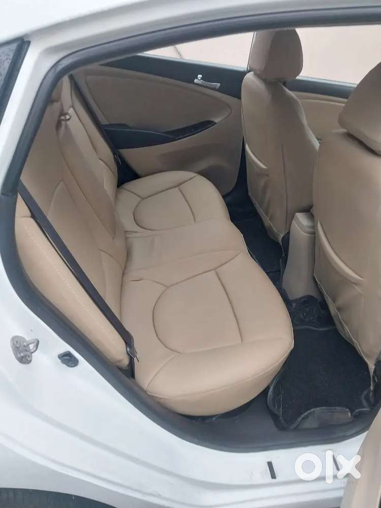 Honda . Km 83000. Diesel . Owner 4.automatic