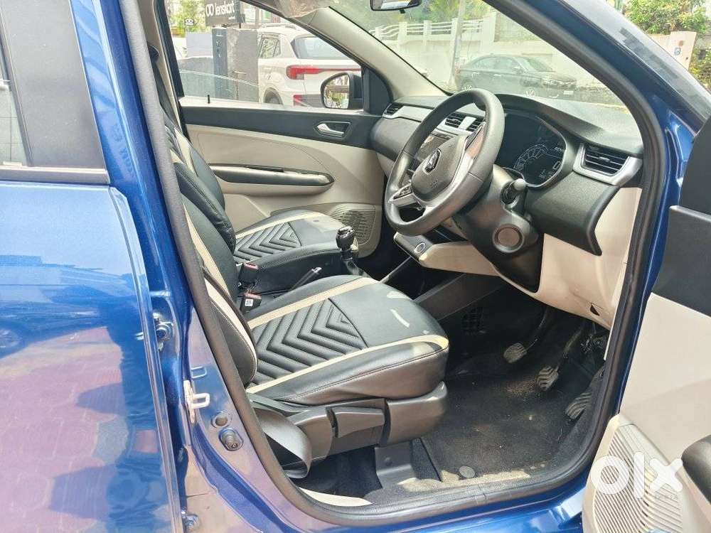 Renault Triber 1.0 Rxz Dual Tone, 2022, Petrol