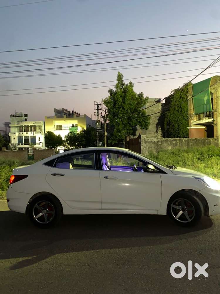 Hyundai Verna Diesel Manual 2013 ( Cruze 2015 Model Available )