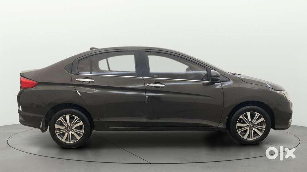 Honda City 1.5 V 5th Gen I-vtec Mt, 2022, Petrol