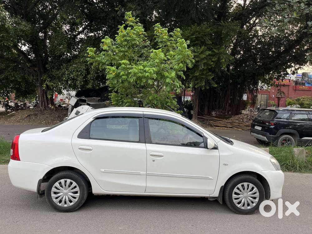 Toyota Etios G, 2011, Petrol
