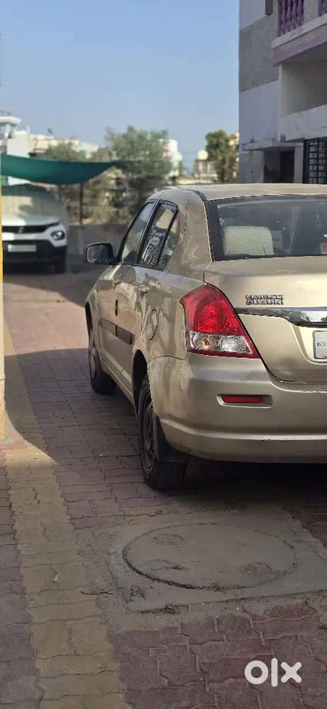 Maruti Suzuki Dzire 2009 Petrol 110000 Km Driven