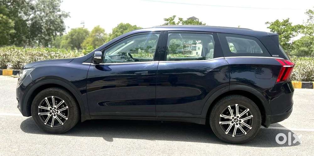Mahindra Xuv700 2.0 Ax 7 Petrol At Luxury Pack Str, 2025, Petrol