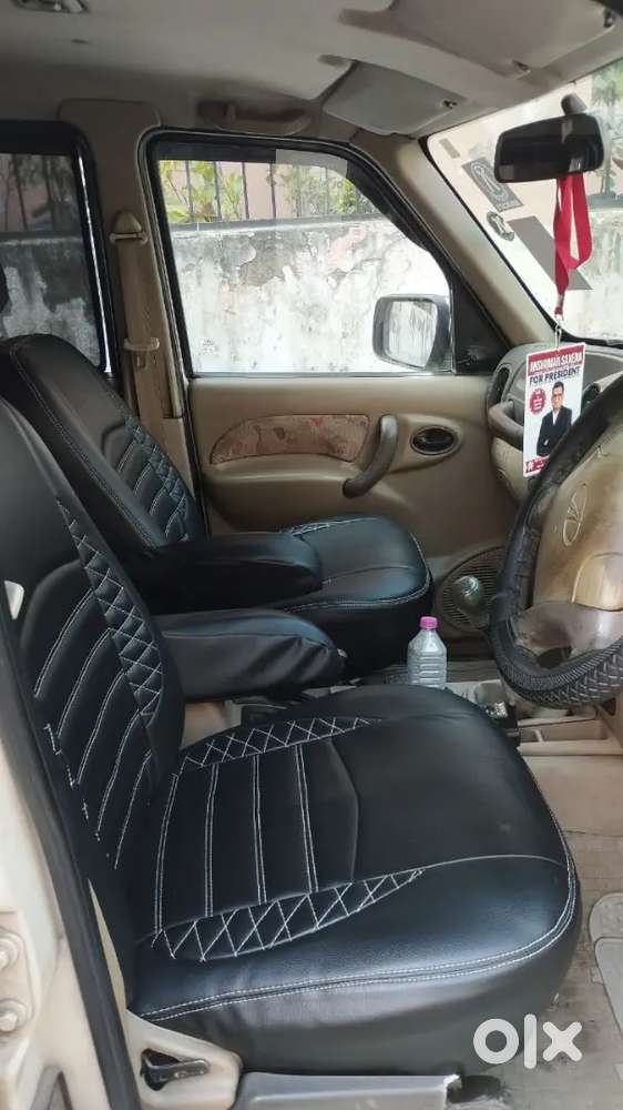 Hamen Bechni Hai Paison Ki Sakht Jarurat Hai