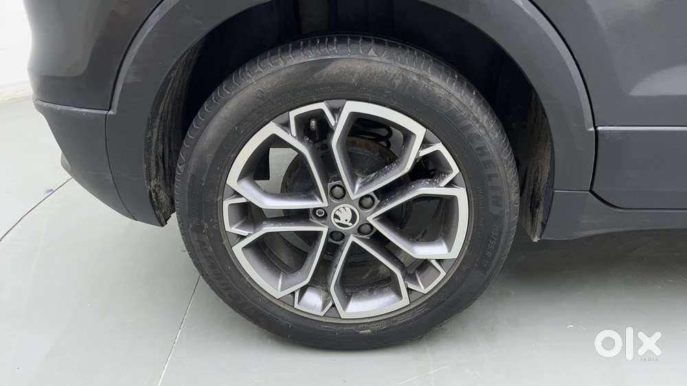 Skoda Kushaq 1.0 Tsi Style, 2022, Petrol