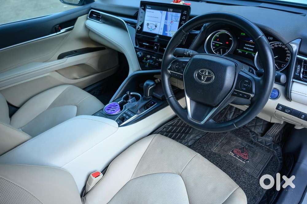 Toyota Camry 2.5 Hybrid, 2024, Petrol