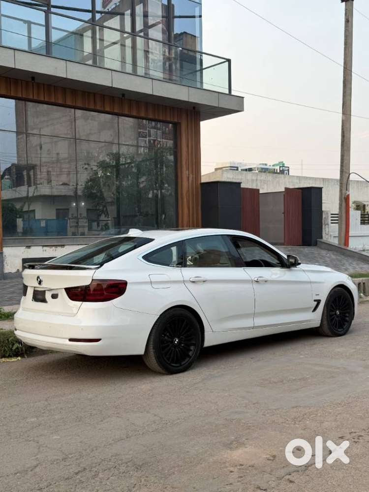 Bmw 3 Series Gt 320d Luxury Line, 2016, Diesel